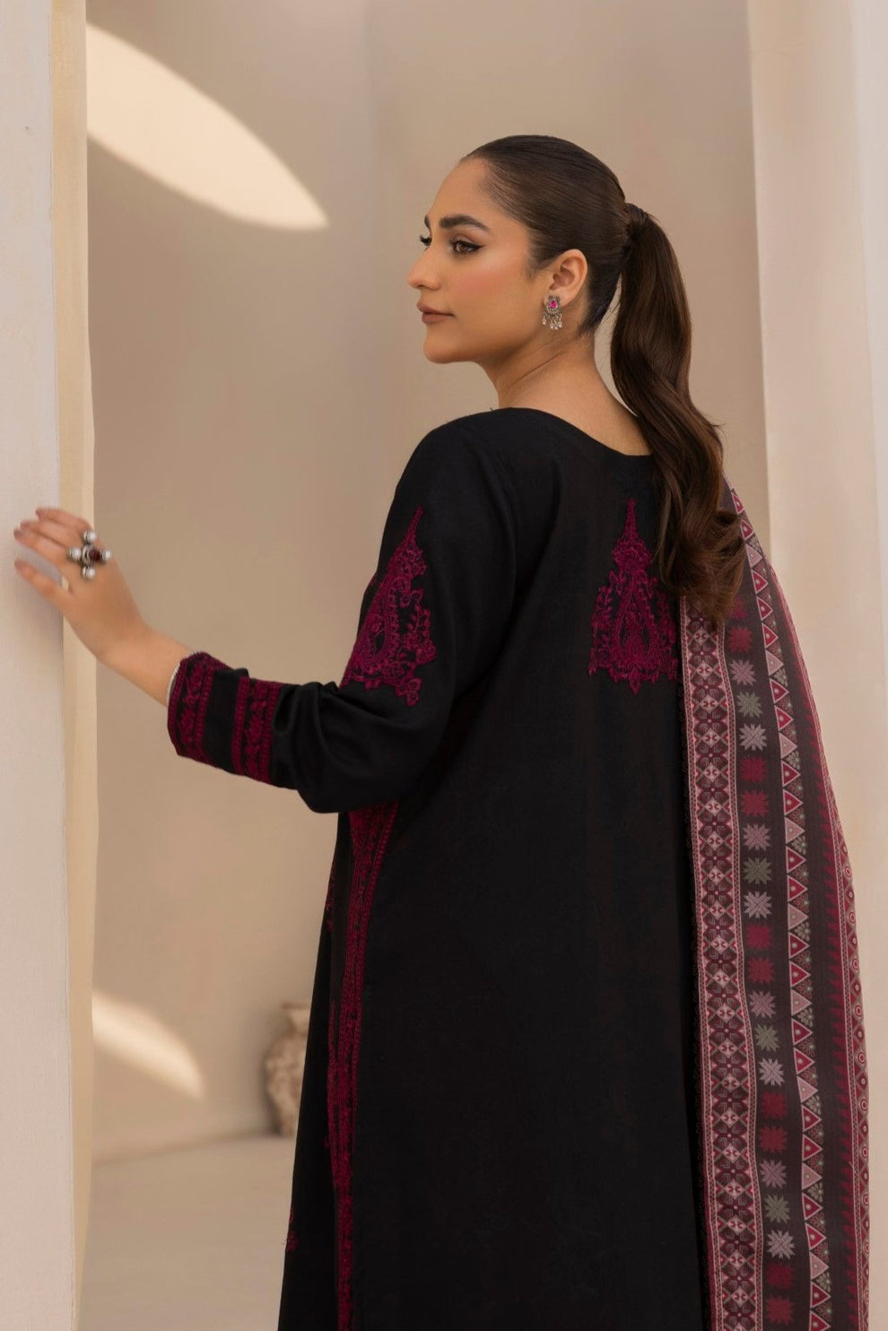 Mohagni | Winter Collection | MWD-10