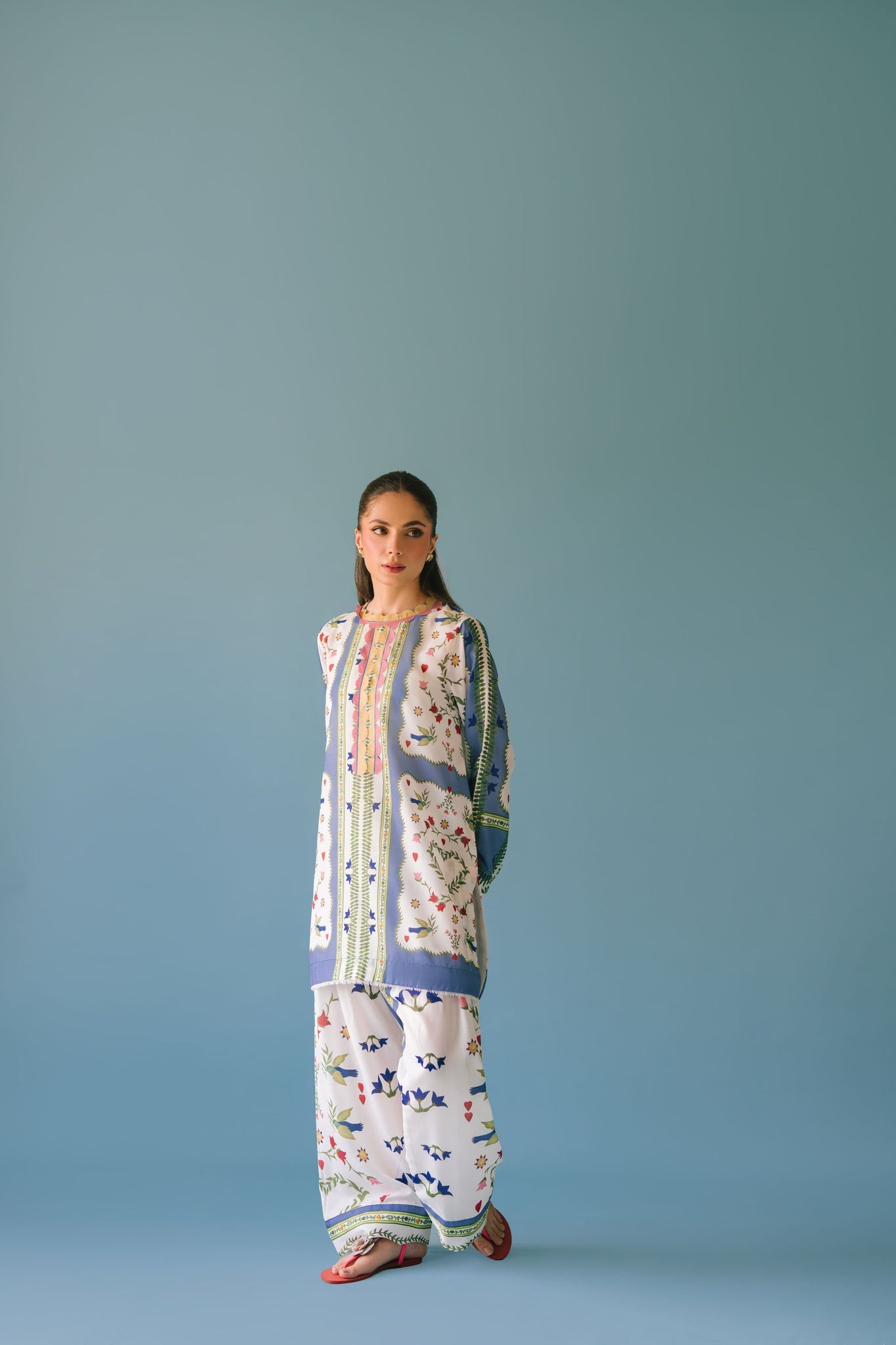 Sammy K | Lawn Pret 25 | flower bud