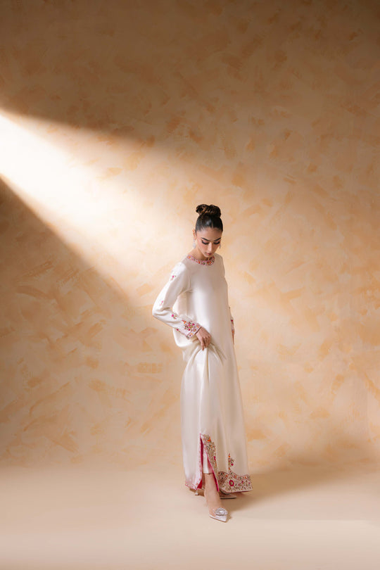 Sammy K | Daisy Drizzle | Garden Rose