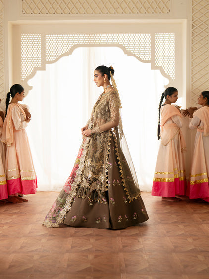 Parishay | Ranibagh Luxury Formals | NAYAB - Official Parishay - Agha Fabrics UK