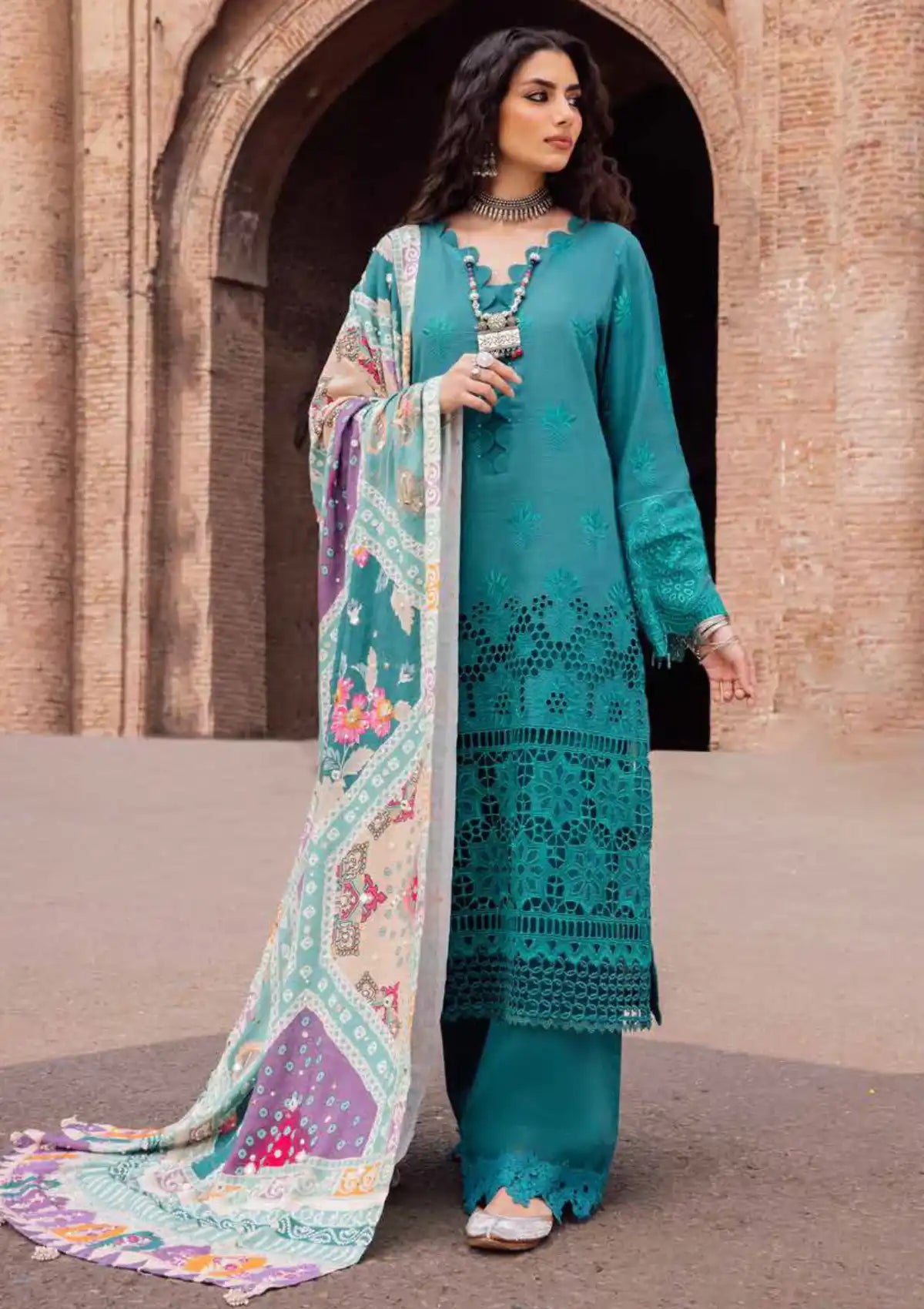 Winter Collection - Nureh - Baazar - Emb Chikankari - NE# 51 - Official Nureh - Agha Fabrics UK