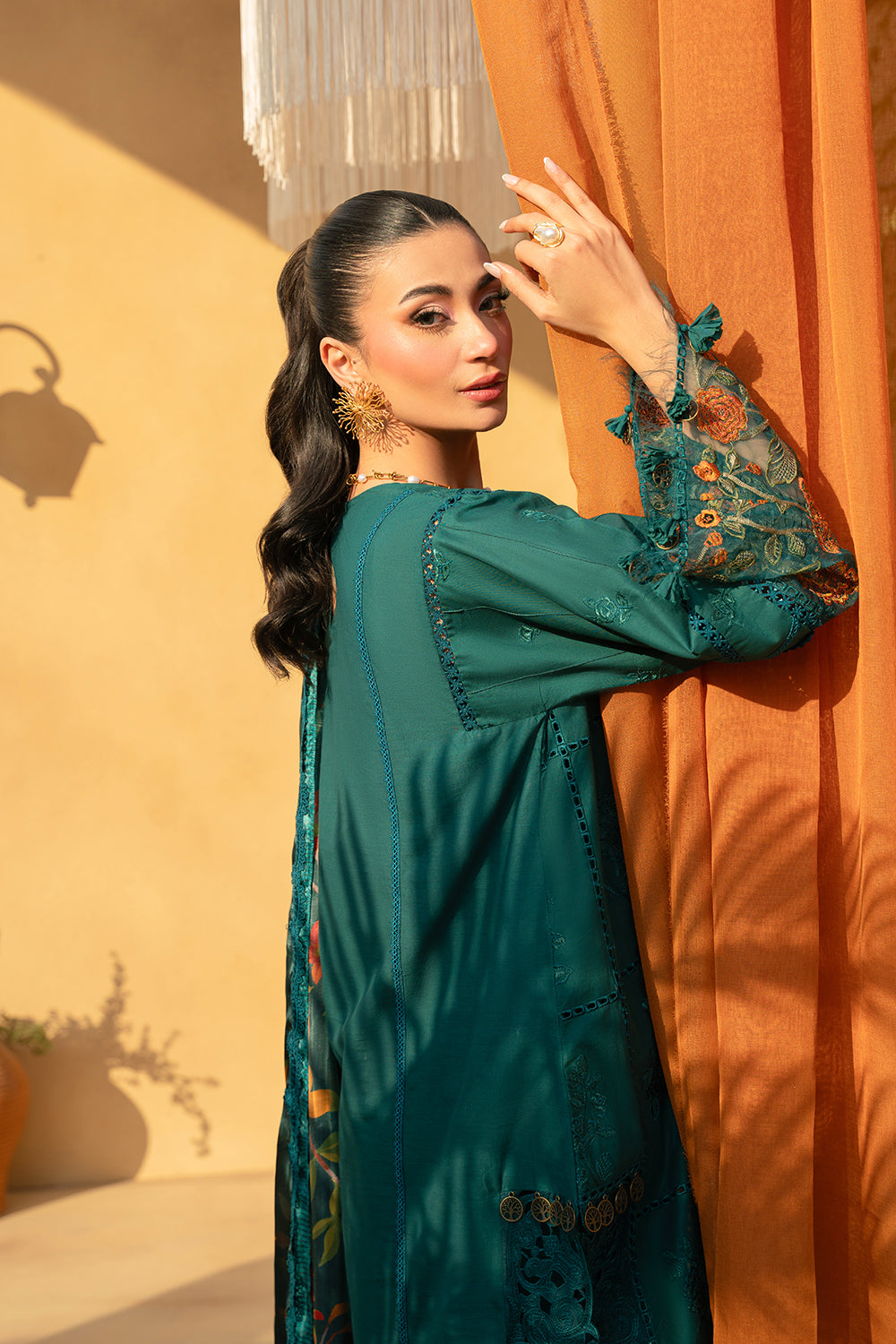 Saira Rizwan | Luxury Lawn 25 | LIRA-SRL25-10