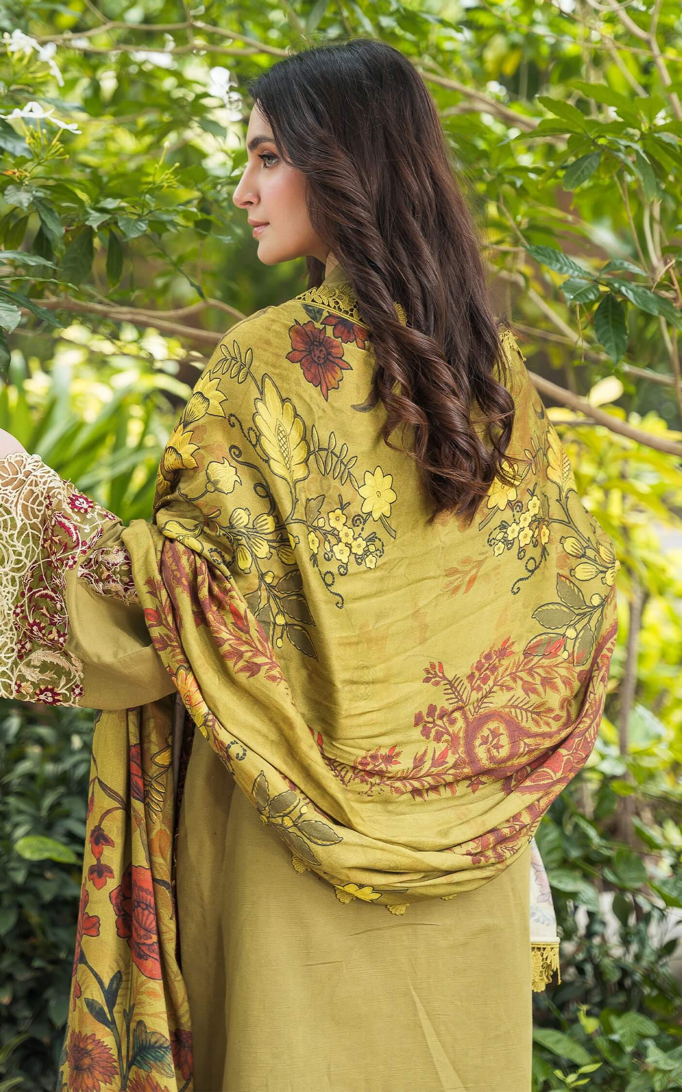 Asifa and Nabeel | Luxury Winter 24 | NOA WL-04 - Official Asifa and Nabeel - Agha Fabrics UK