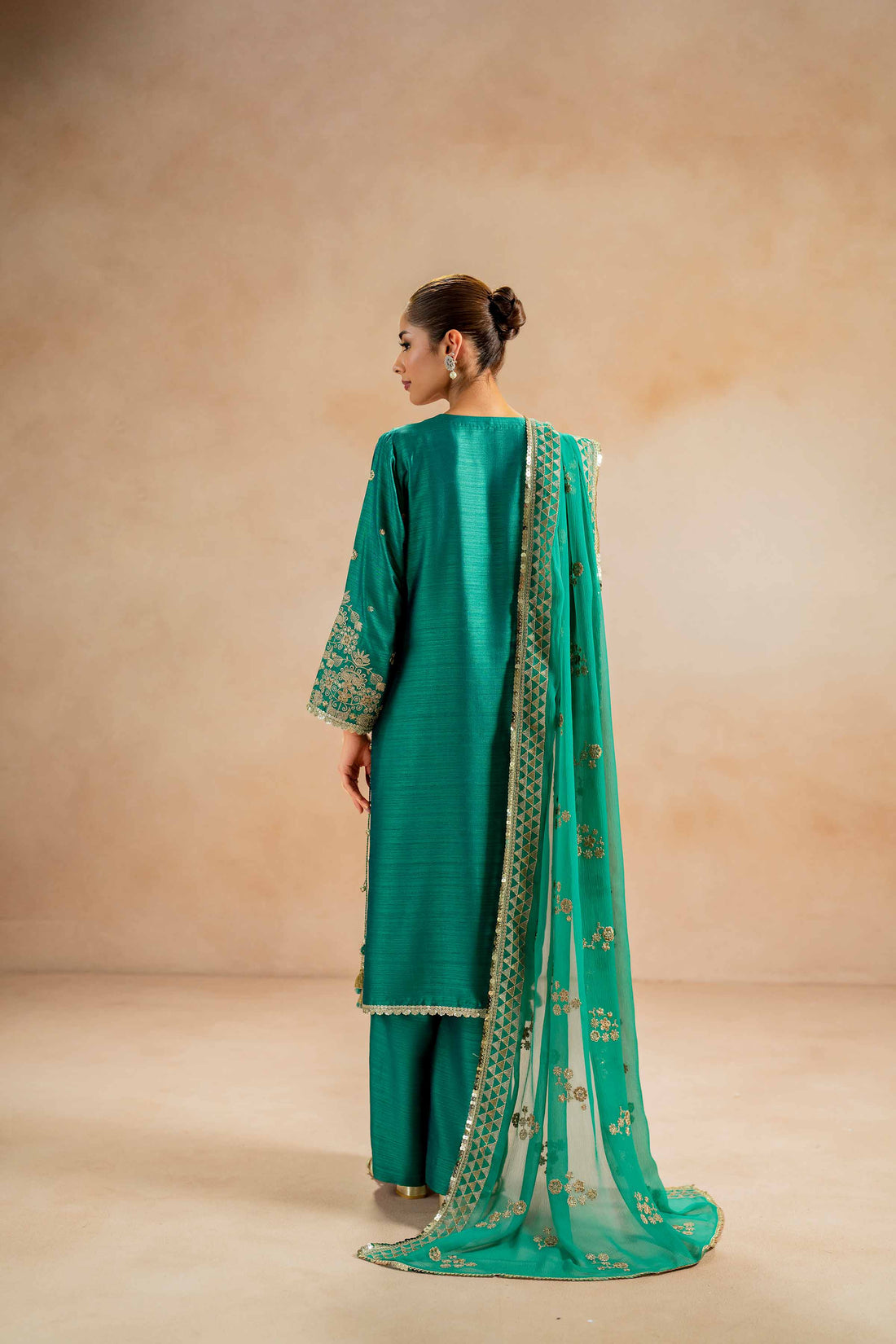 Nishat Linen | Luxury Collection 2024 | 42308018