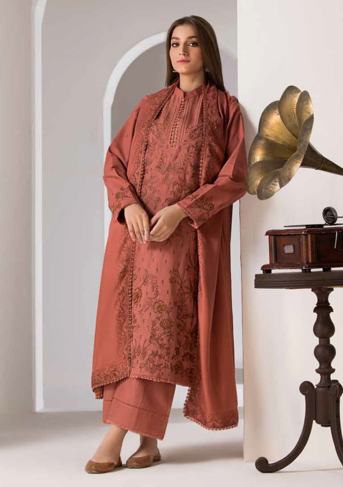 Winter Collection - Sobia Nazir - Winter Shawl - D#03B - Official Sobia Nazir - Agha Fabrics UK