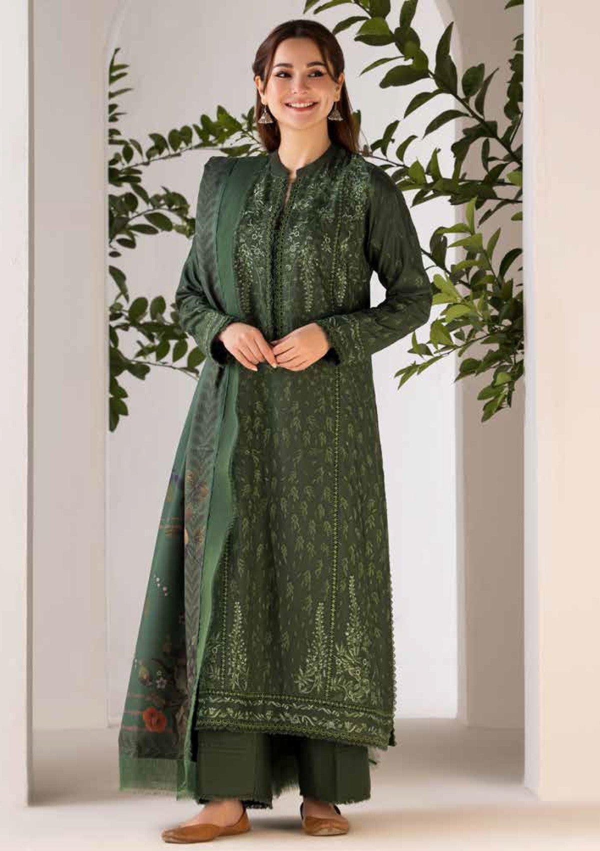 Winter Collection - Sobia Nazir - Winter Shawl - D#01B