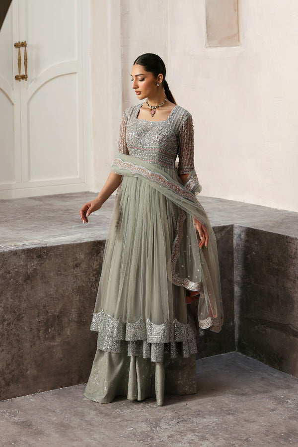 Vanya | Revuse Wedding Formals | RV-04