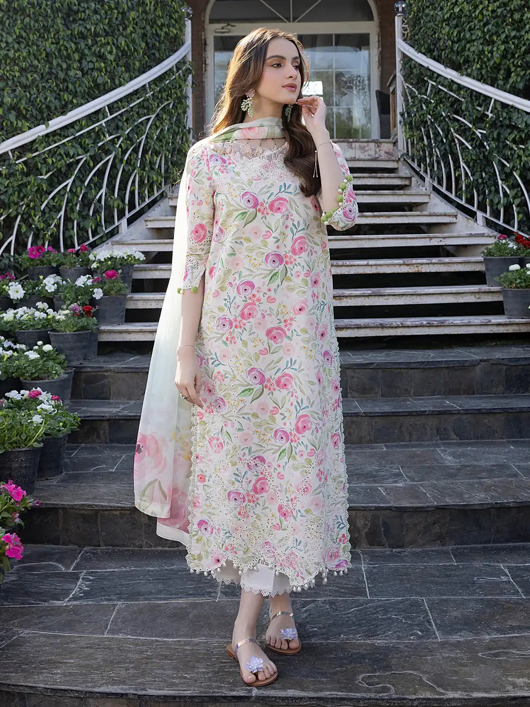 Izel | Oh Spring Lawn 25 | PETAL - Official Izel - Agha Fabrics UK