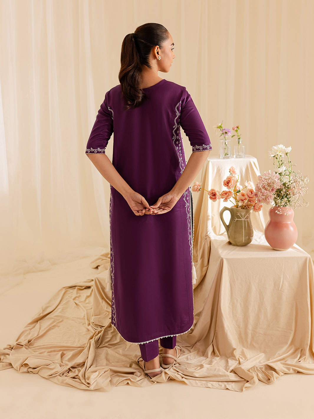 Mahnur | Petal Whispers Lawn Pret | Petalina