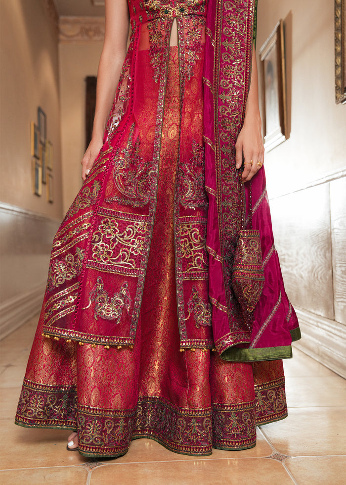 Laj by Lajwanti | Runaway Formals 25 | Red Reverie