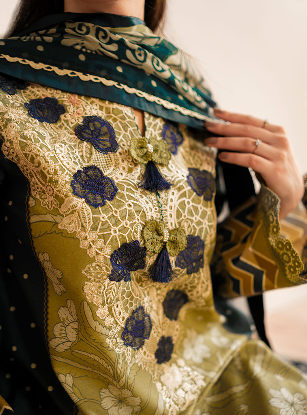 Roheenaz | Selene Fall 24 | Ember