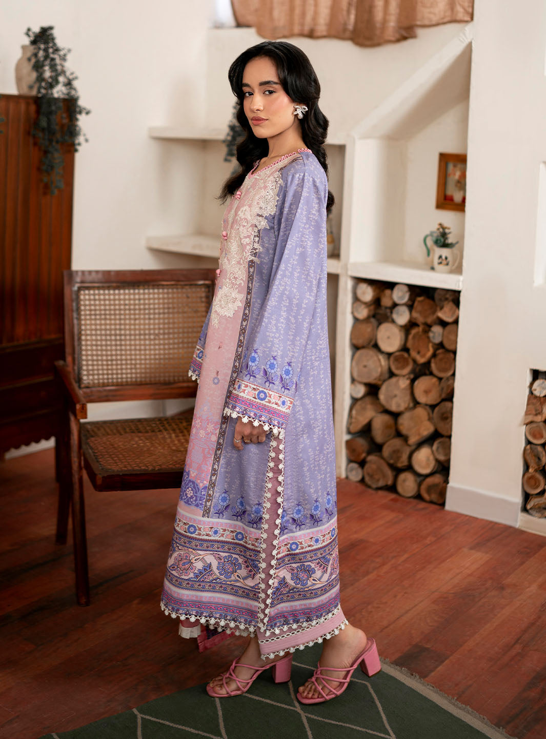 Roheenaz | Selene Fall 24 | Sofia