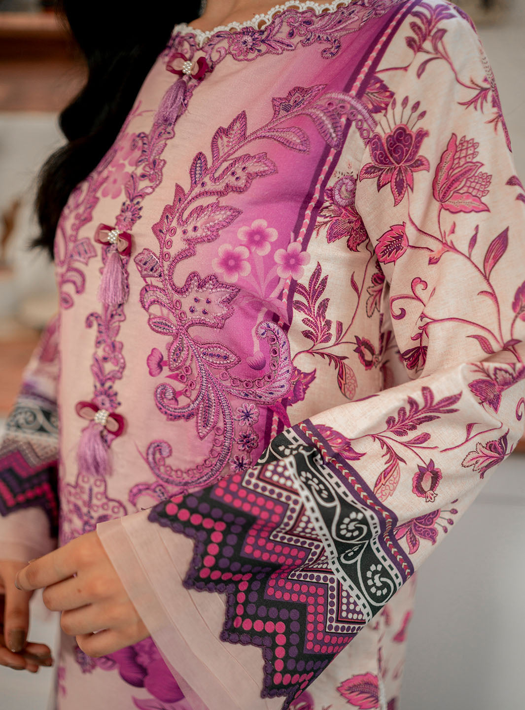 Roheenaz | Selene Fall 24 | Nyra