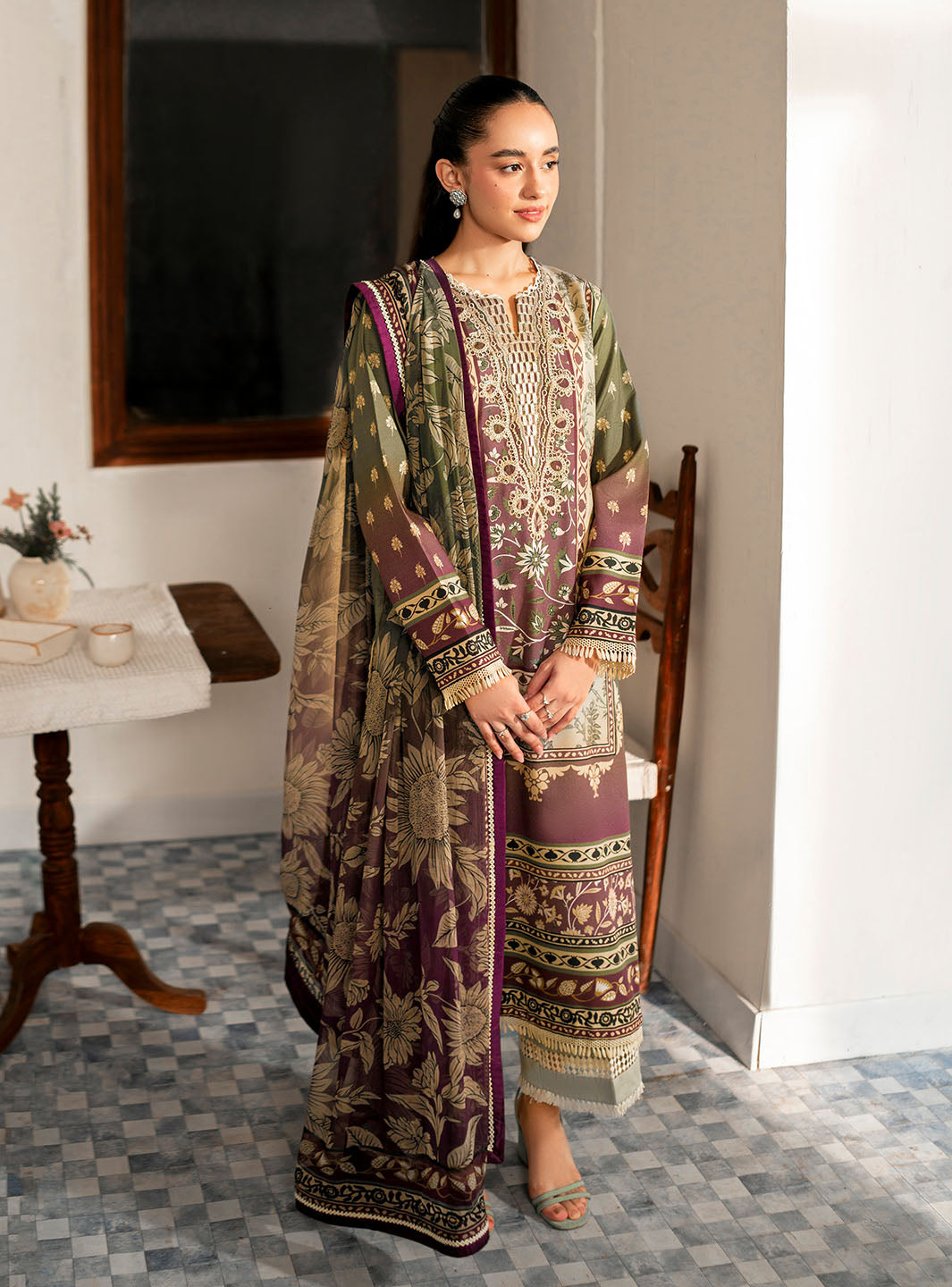 Roheenaz | Selene Fall 24 | Enola