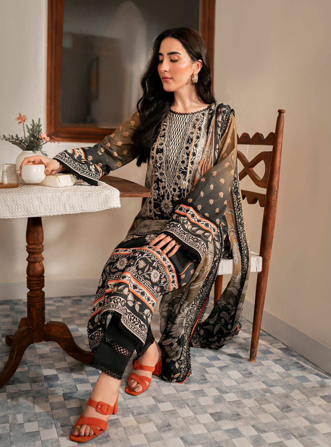 Roheenaz | Selene Fall 24 | Jane