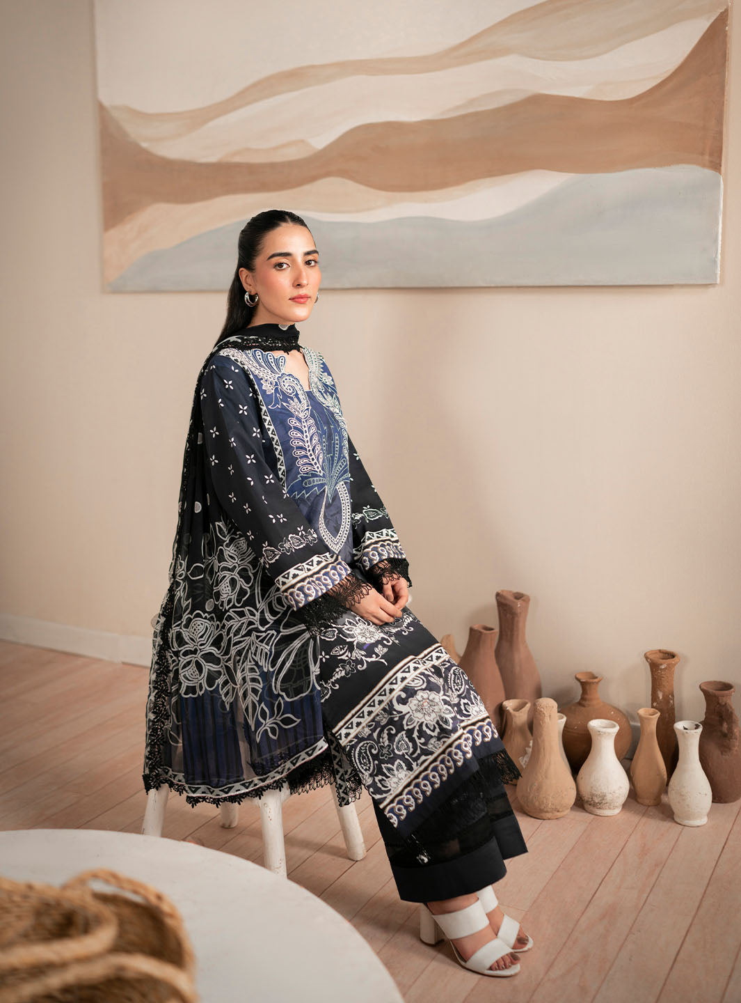 Roheenaz | Selene Fall 24 | Iris