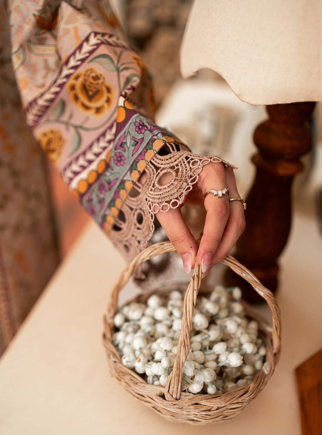 Roheenaz | Selene Fall 24 | Honey