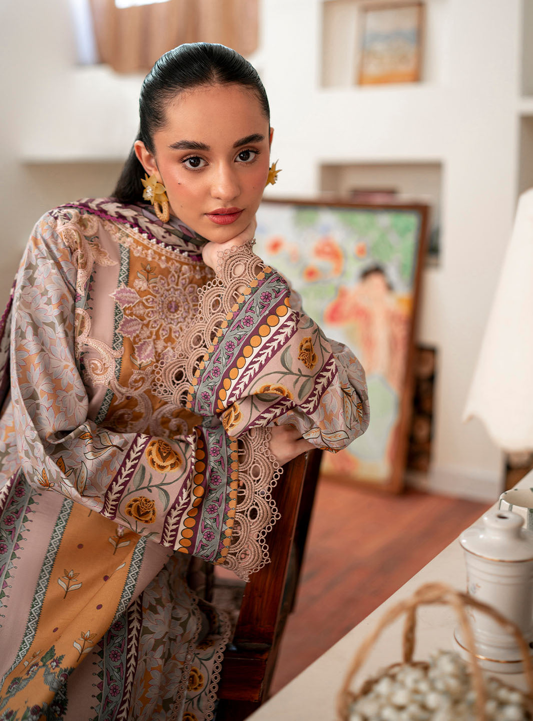 Roheenaz | Selene Fall 24 | Honey