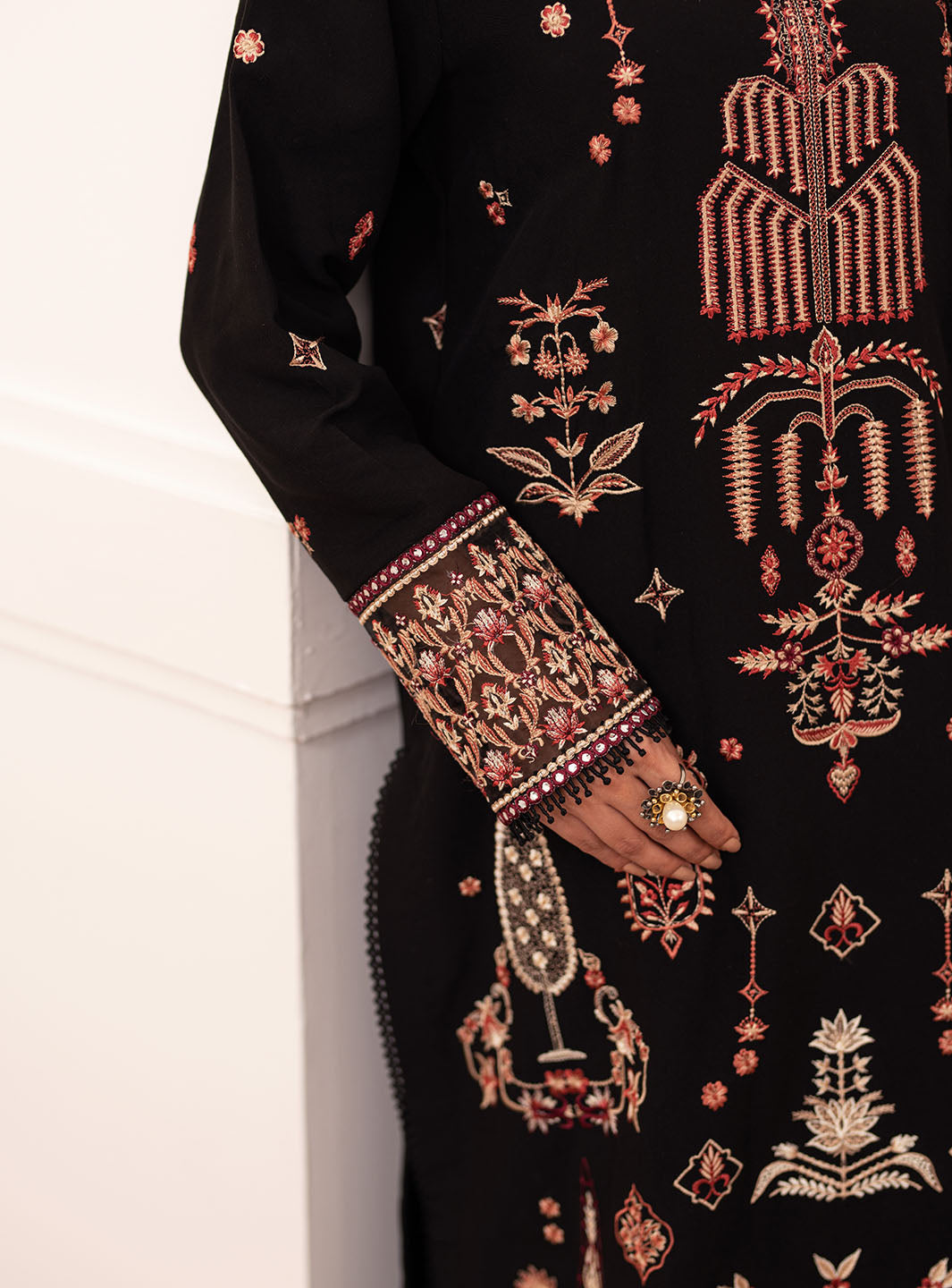 Roheenaz | Meraki Winter Collection | Freya