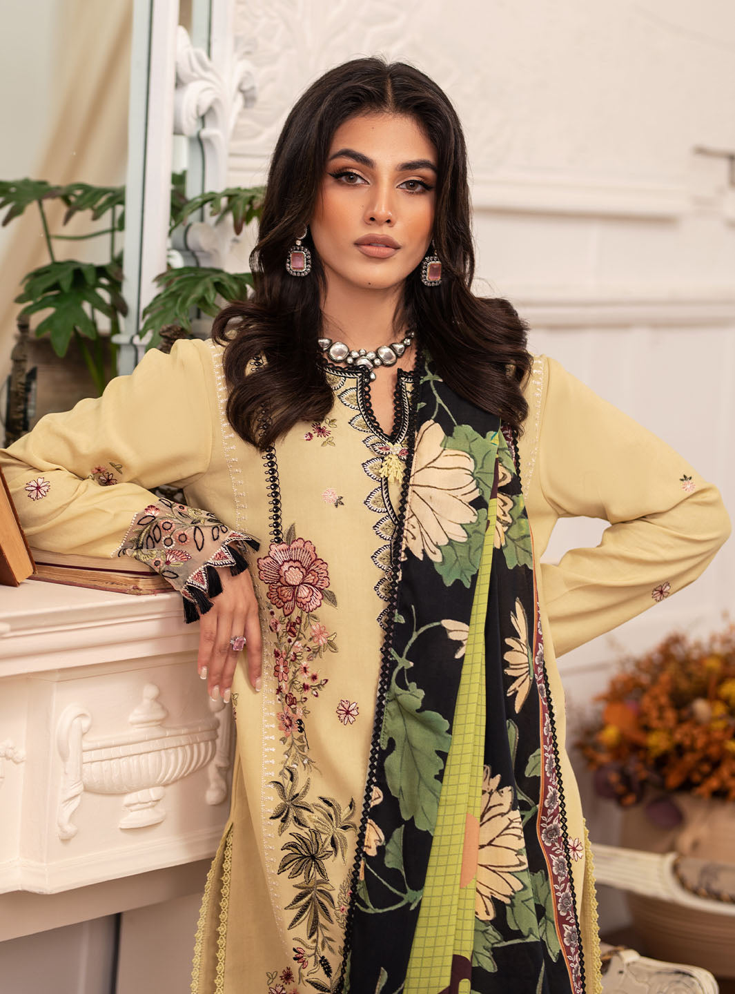 Roheenaz | Meraki Winter Collection | Evie