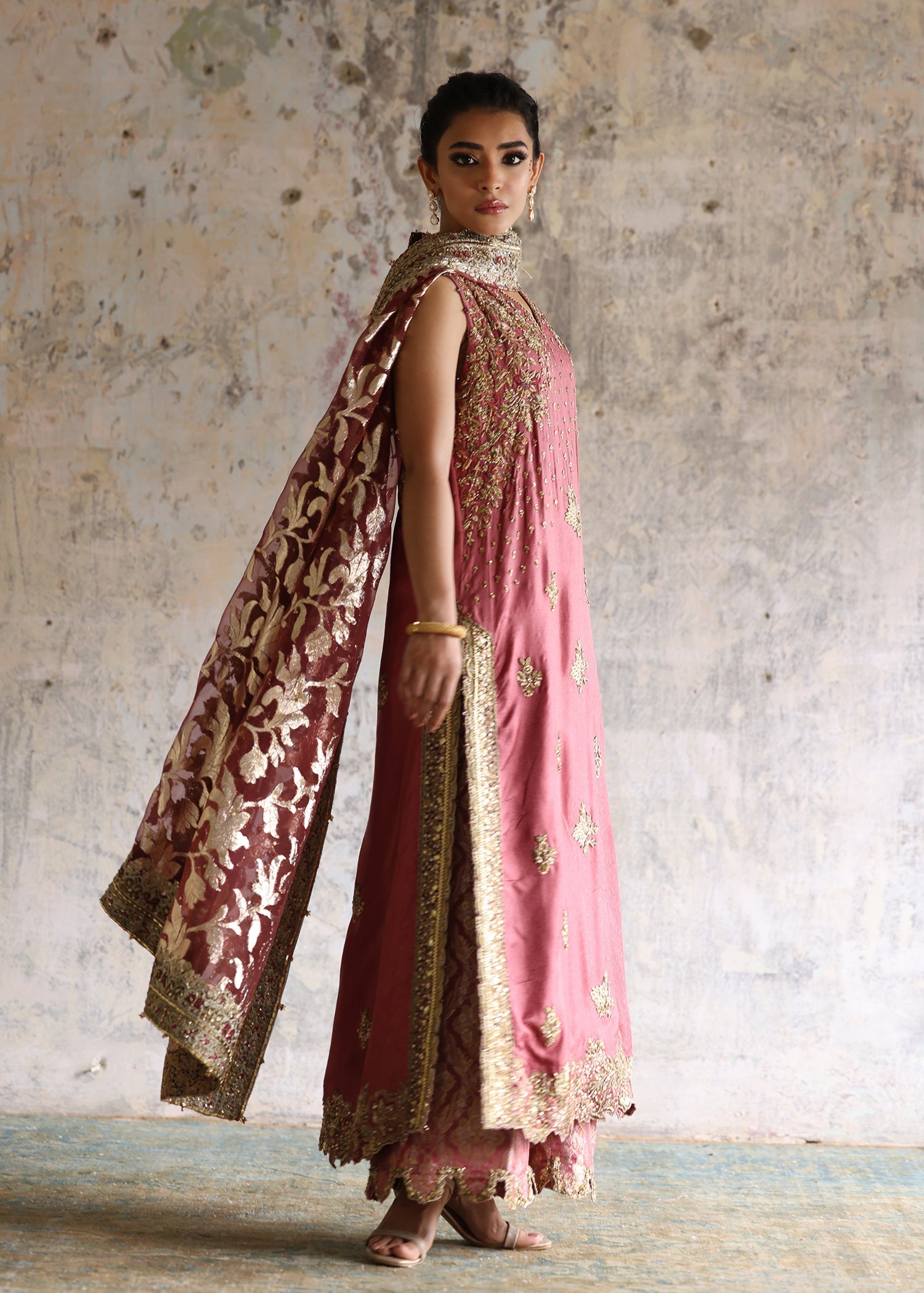 Umsha | Mehfil-e-Rang | Rose Allure