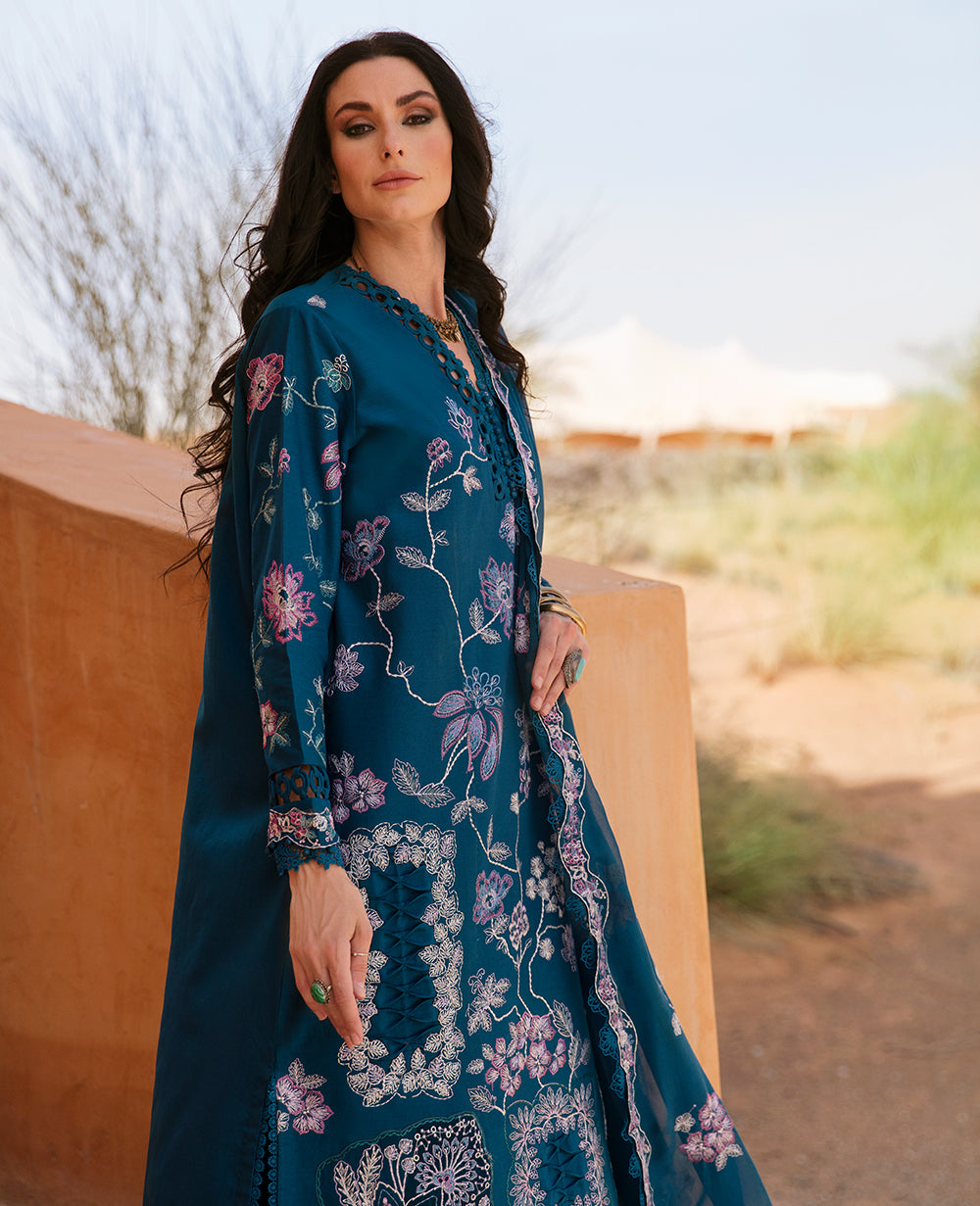 Republic Womenswear | Luxury Collection | RSL23-D6-B