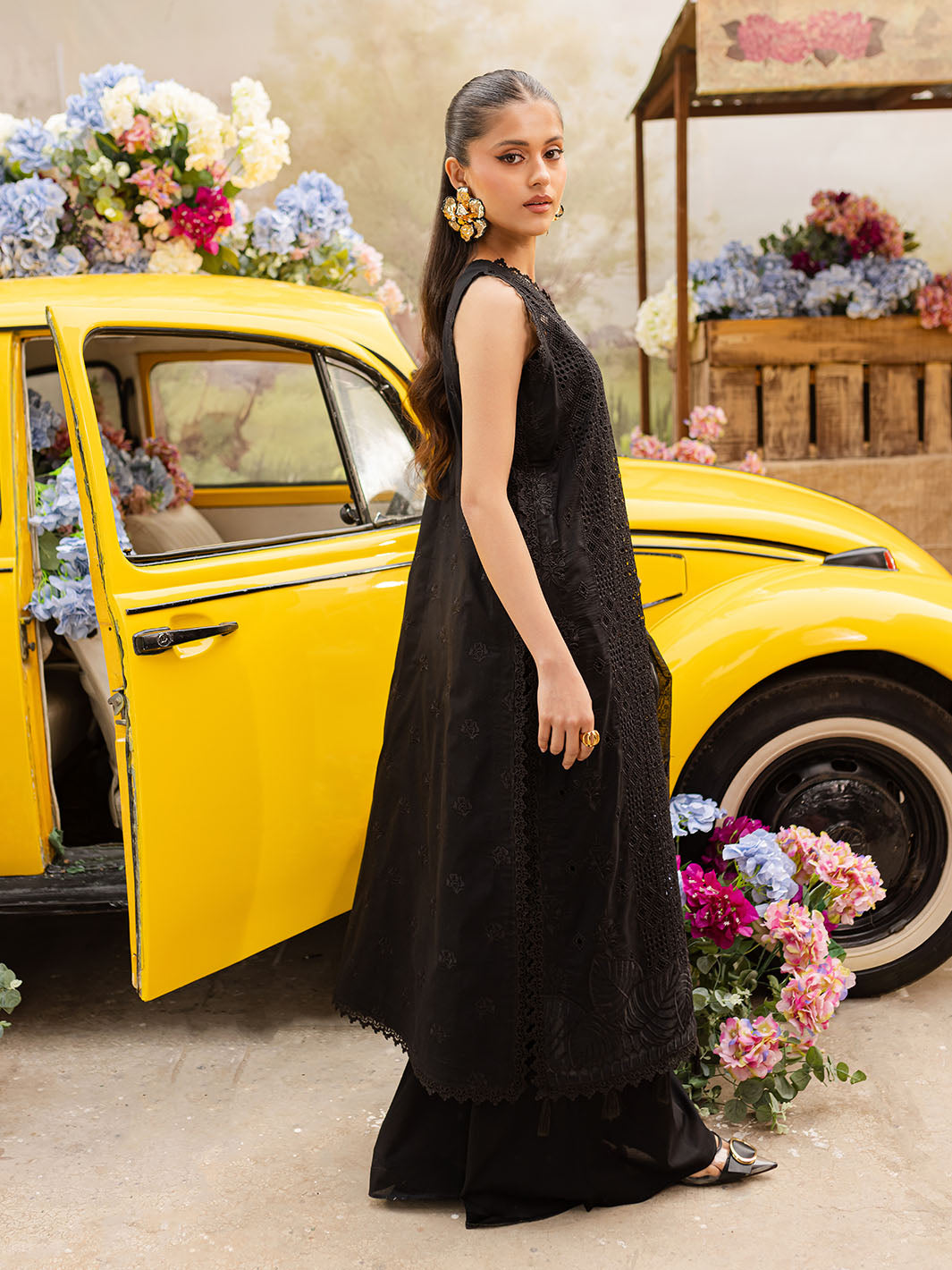 Mahnur | Twilight Luxury Lawn 25 | RAVENNA