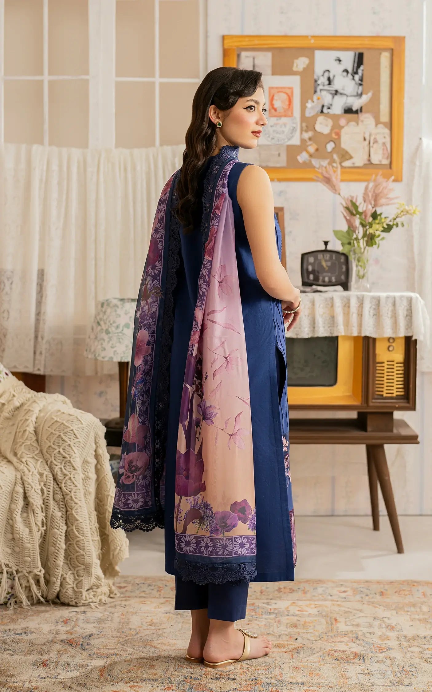 Asifa and Nabeel | Meraki Vintage 25 | Resham (MVL25-18) -  Asifa and Nabeel Ladies Clothes - Original Designer Dress - House of Maryam