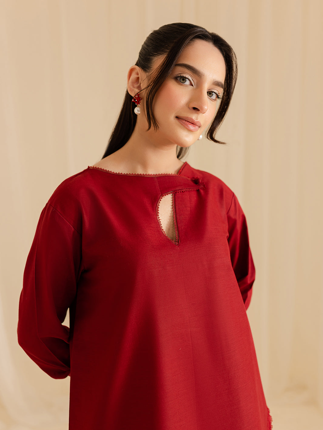 Mahnur | Petal Whispers Lawn Pret | Roselle