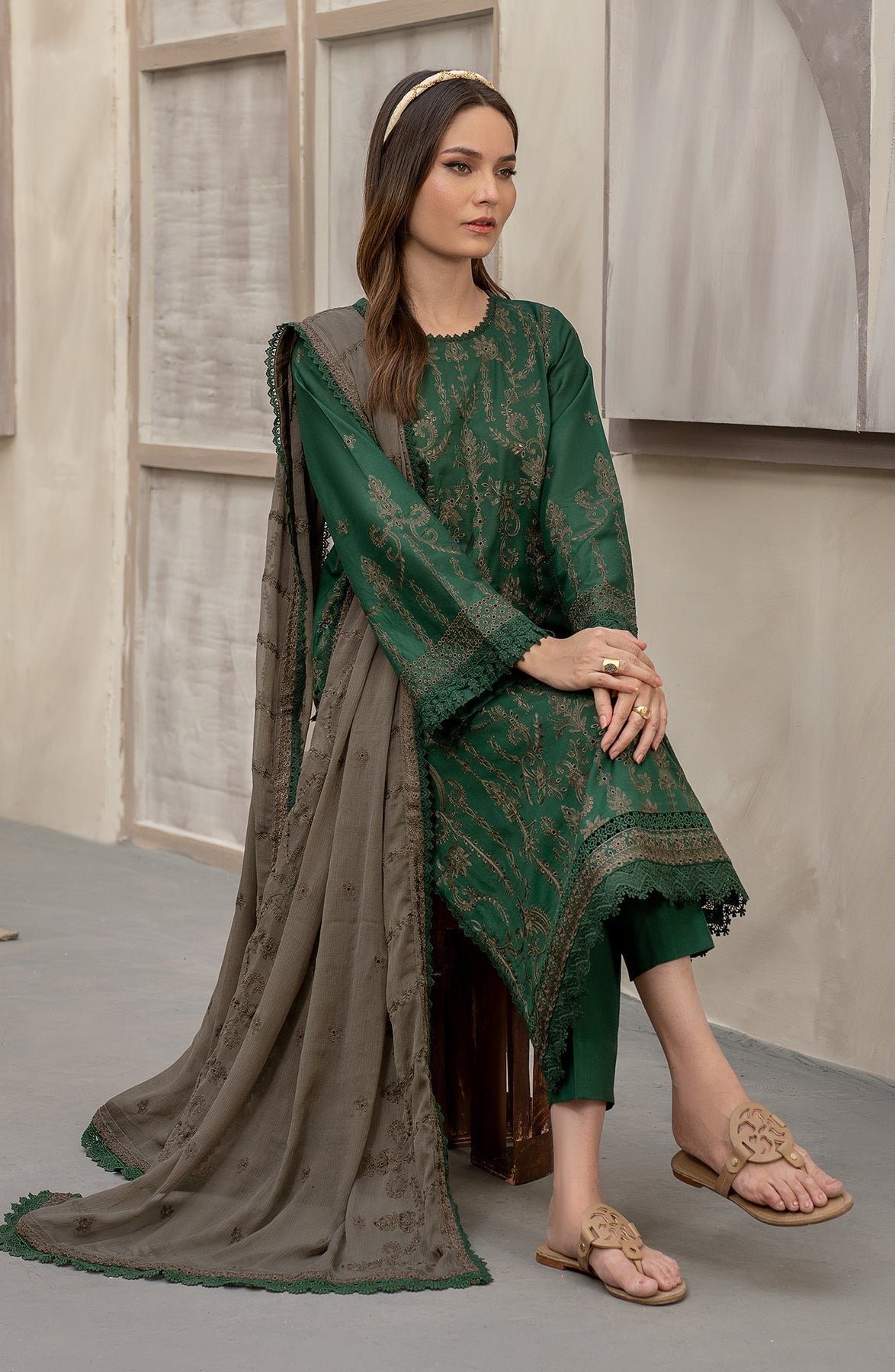 Zarif | Festive Lawn | ZFL 06 LIVIA