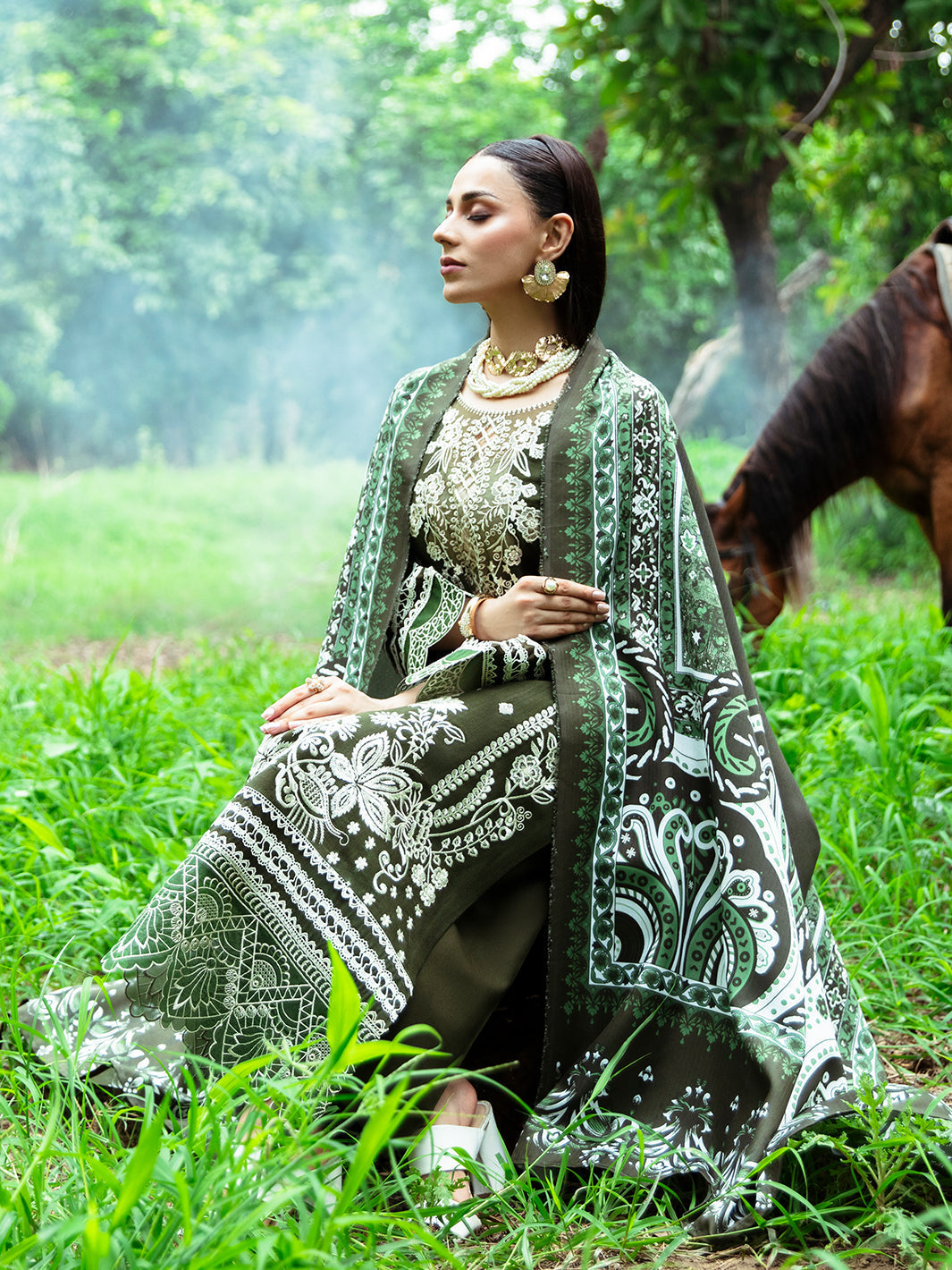 Mahnur | Hazel Winter 24 | SAGE