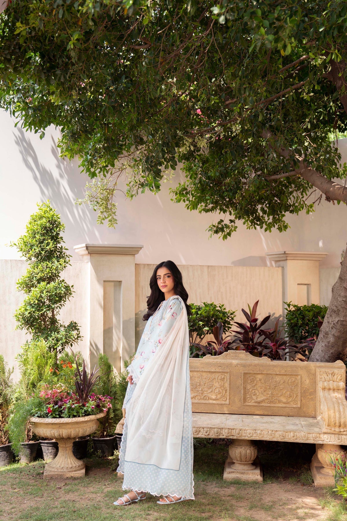 Sable Vogue | Lila Lawn 25 | SAL-09-25