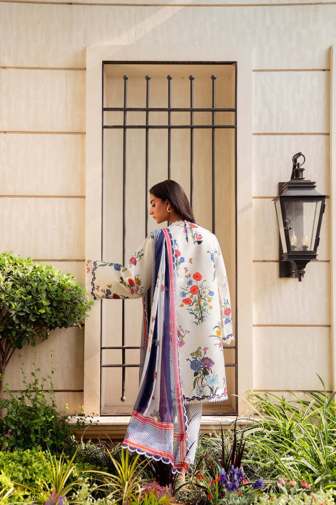 Sable Vogue | Lila Lawn 25 | SAL-11-25