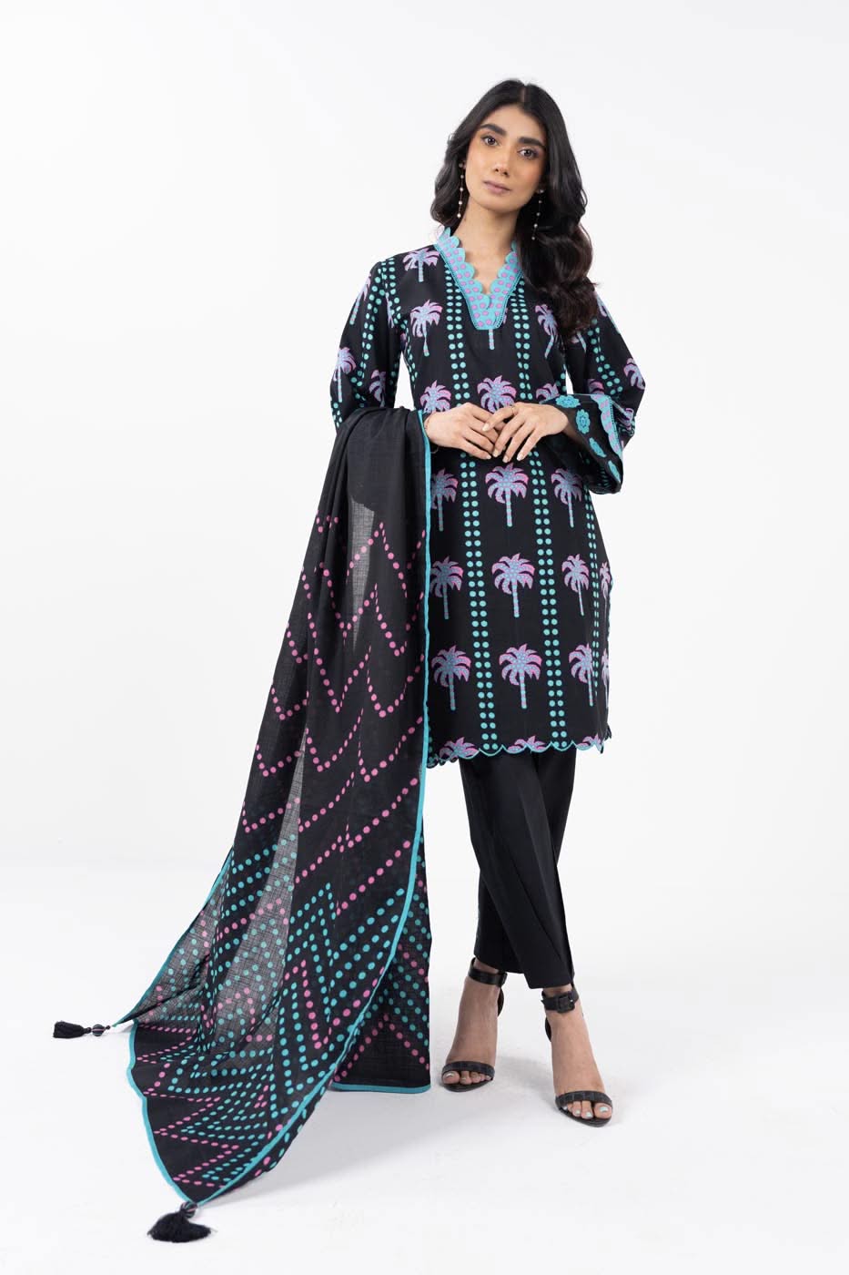 Al Karam | Winter 24 | SC-05-24 - Official Alkaram - Agha Fabrics UK