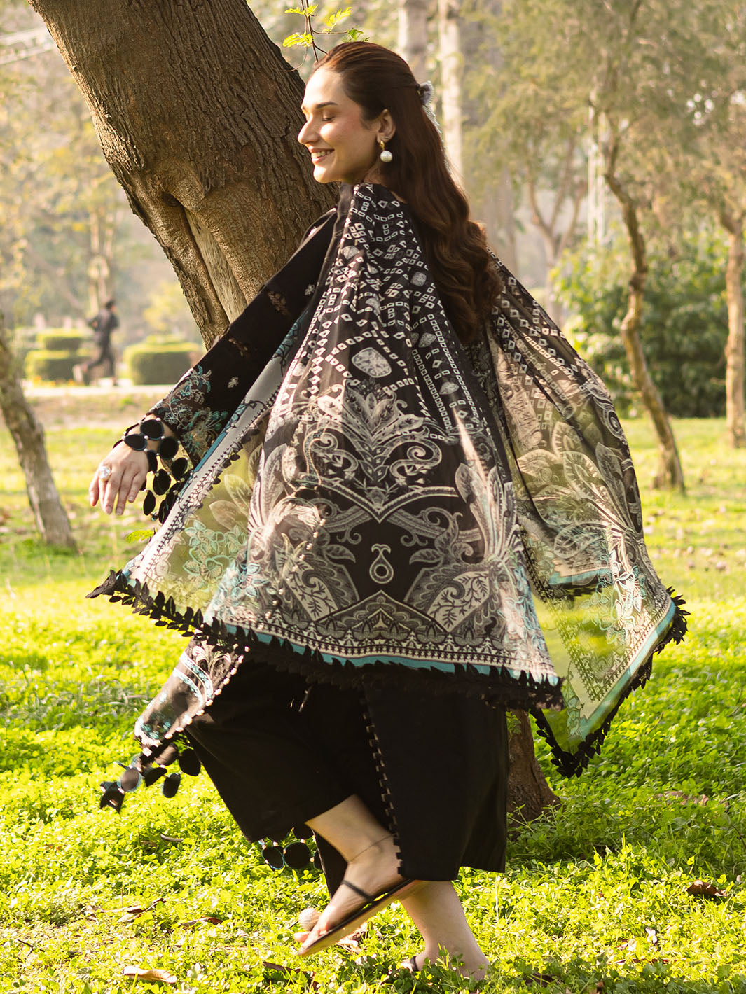 Parishay | Shangrila Luxury Lawn | SHR - 02 - Official Parishay - Agha Fabrics UK