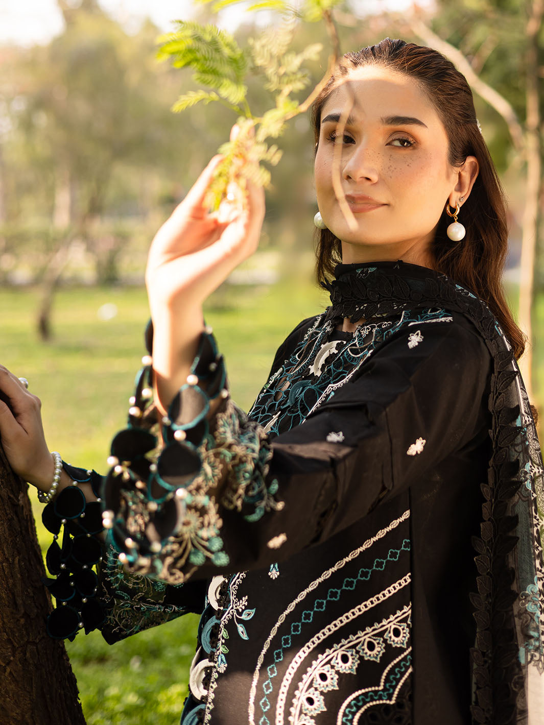 Parishay | Shangrila Luxury Lawn | SHR - 02 - Official Parishay - Agha Fabrics UK
