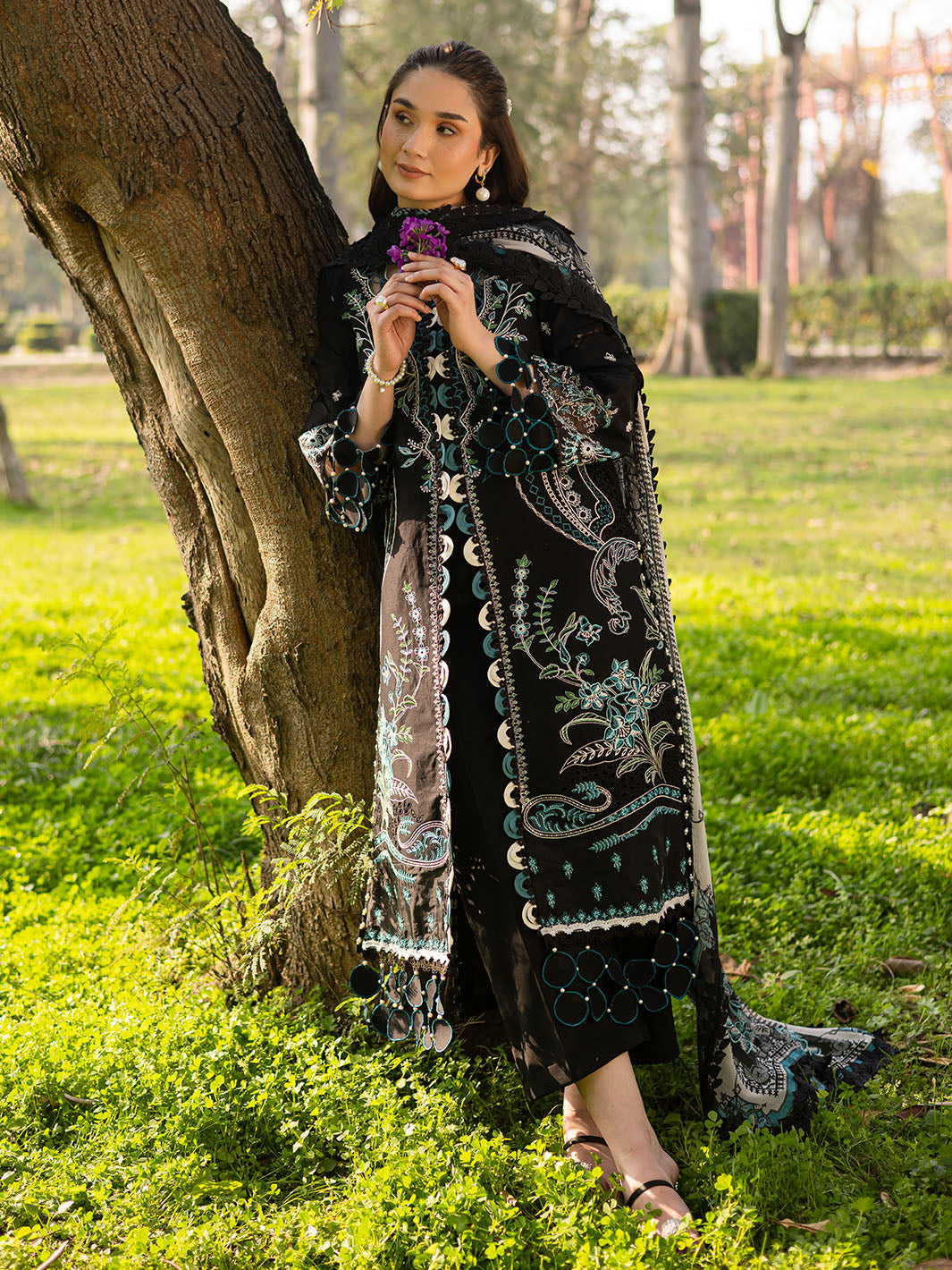 Parishay | Shangrila Luxury Lawn | SHR - 02 - Official Parishay - Agha Fabrics UK