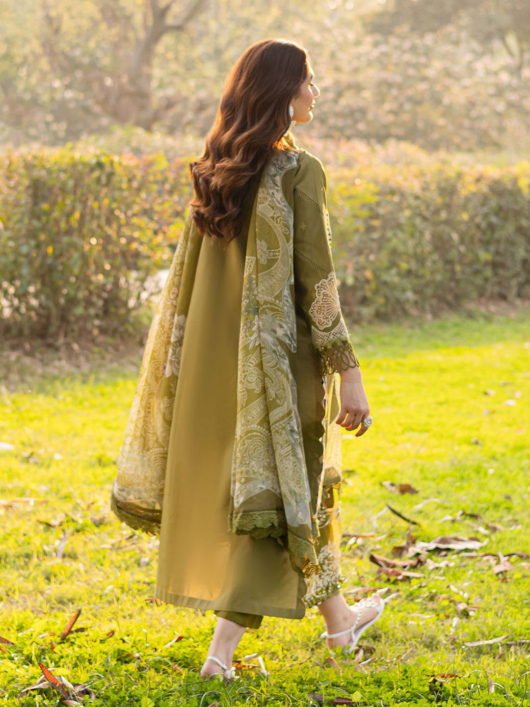 Parishay | Shangrila Luxury Lawn | SHR - 04 - Official Parishay - Agha Fabrics UK