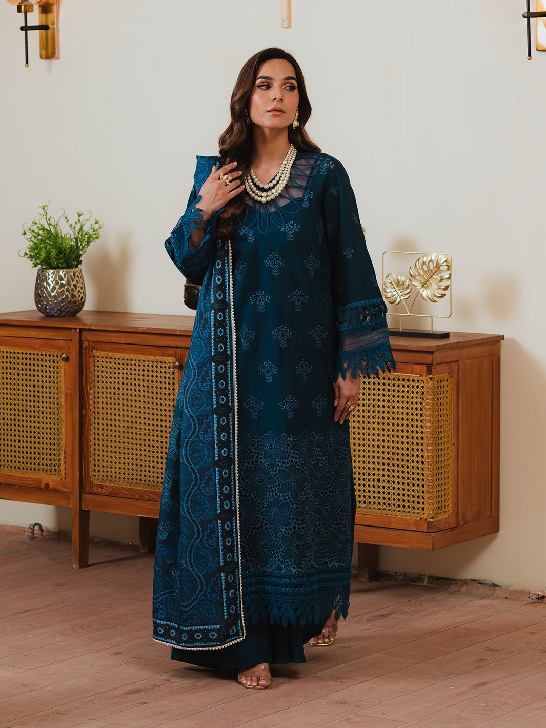 Mahnur | Stella Khaddar | SK-04A - Official Mahnur - Agha Fabrics UK