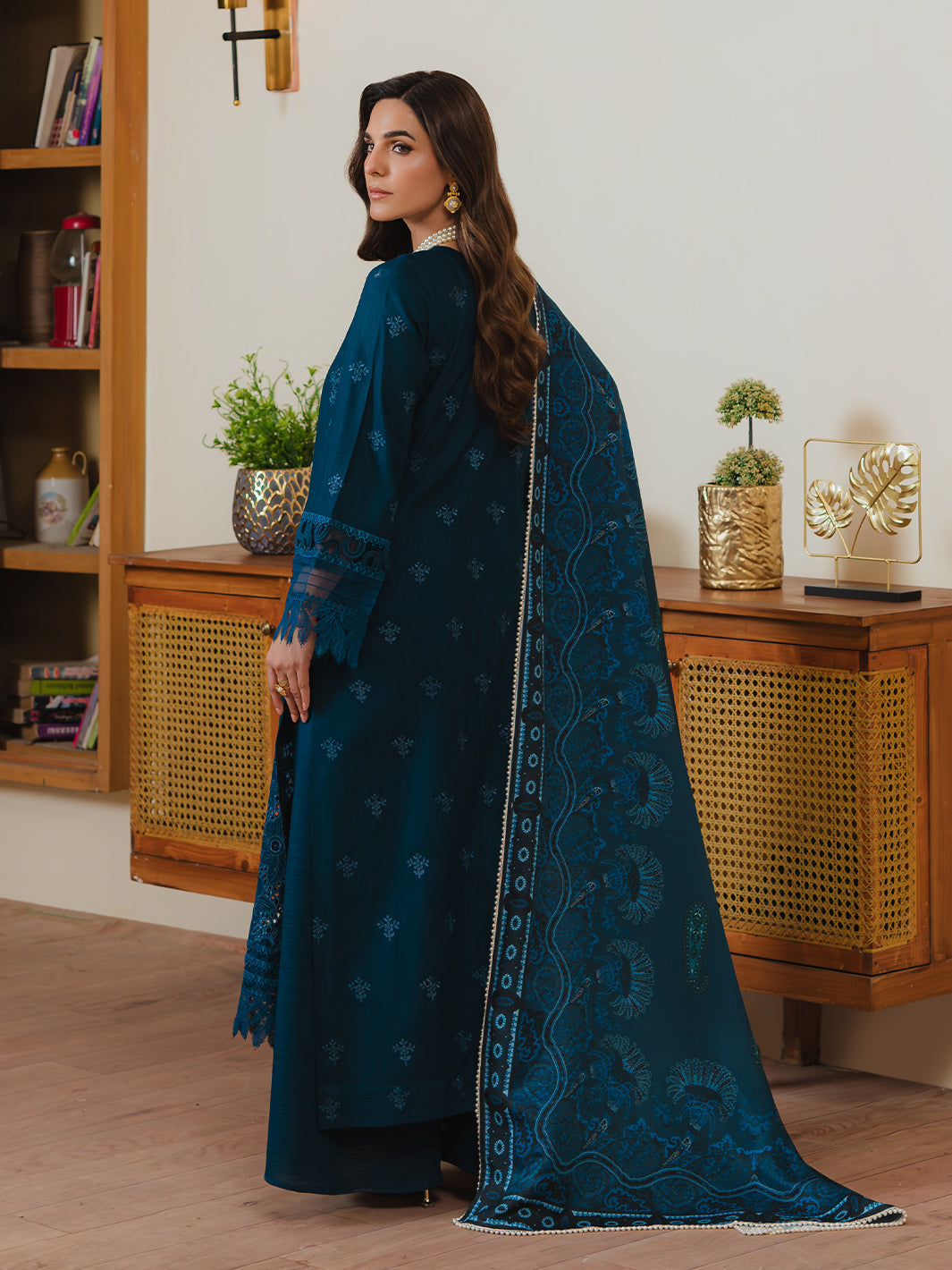 Mahnur | Stella Khaddar | SK-04A - Official Mahnur - Agha Fabrics UK