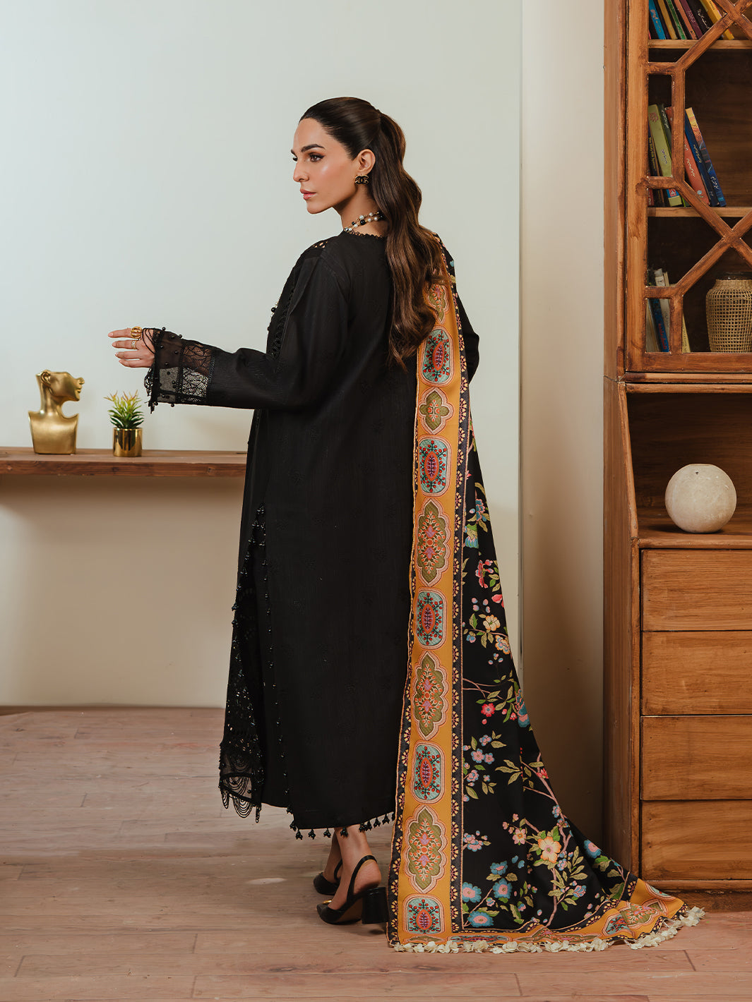 Mahnur | Stella Khaddar | SK-05B - Official Mahnur - Agha Fabrics UK