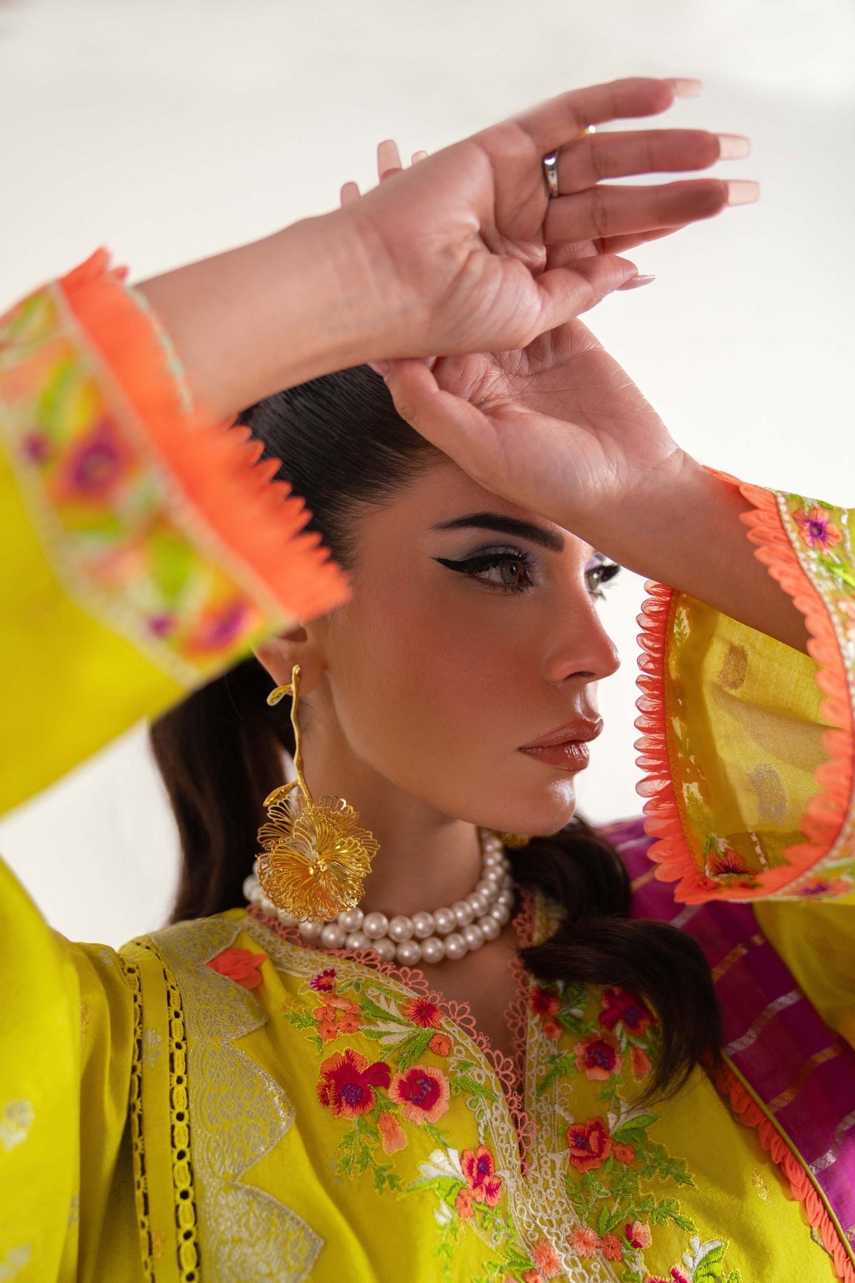 Sable Vogue | Luxury Lawn 25 | SL-04-25-V2