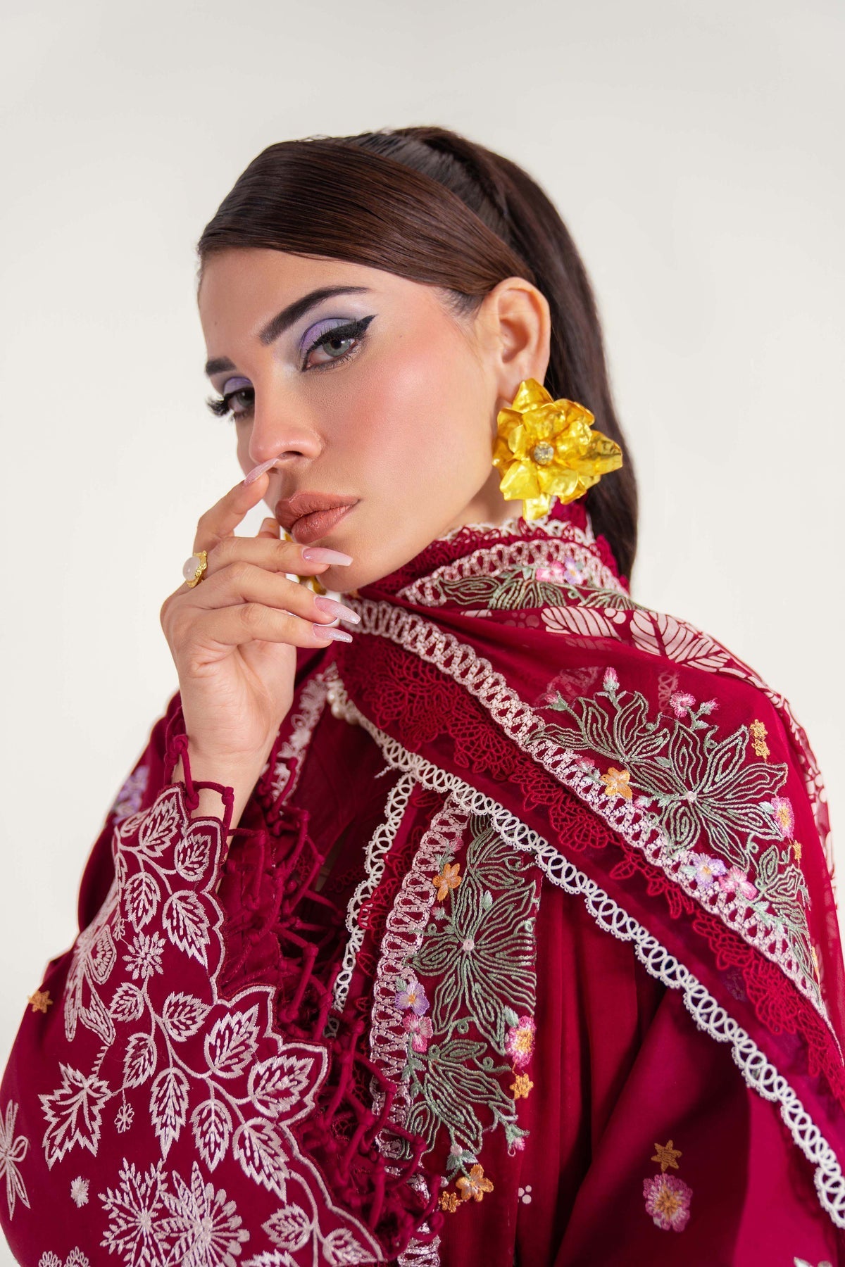 Sable Vogue | Luxury Lawn 25 | SL-08-25-V2