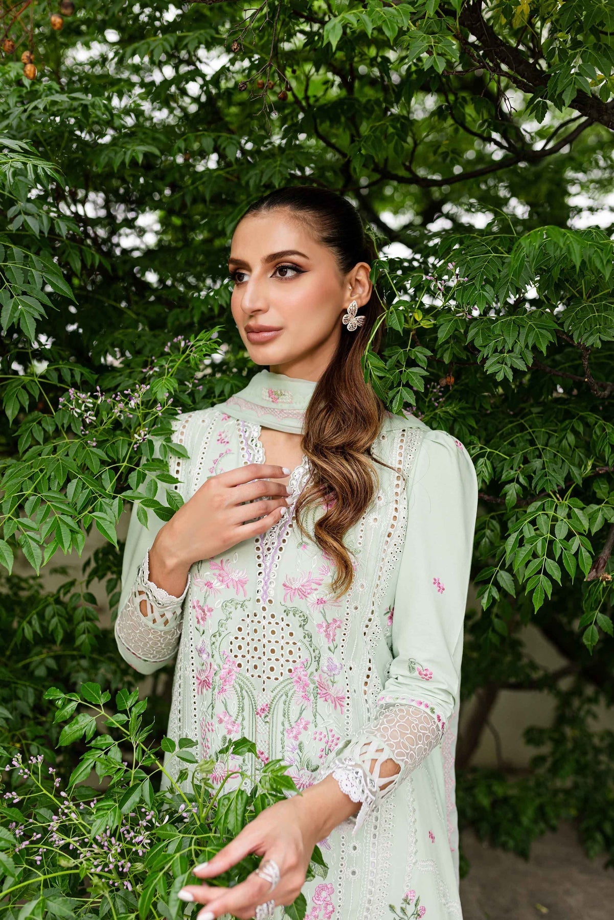 Sable Vogue | Shiree Lawn 24 | Mint Garden
