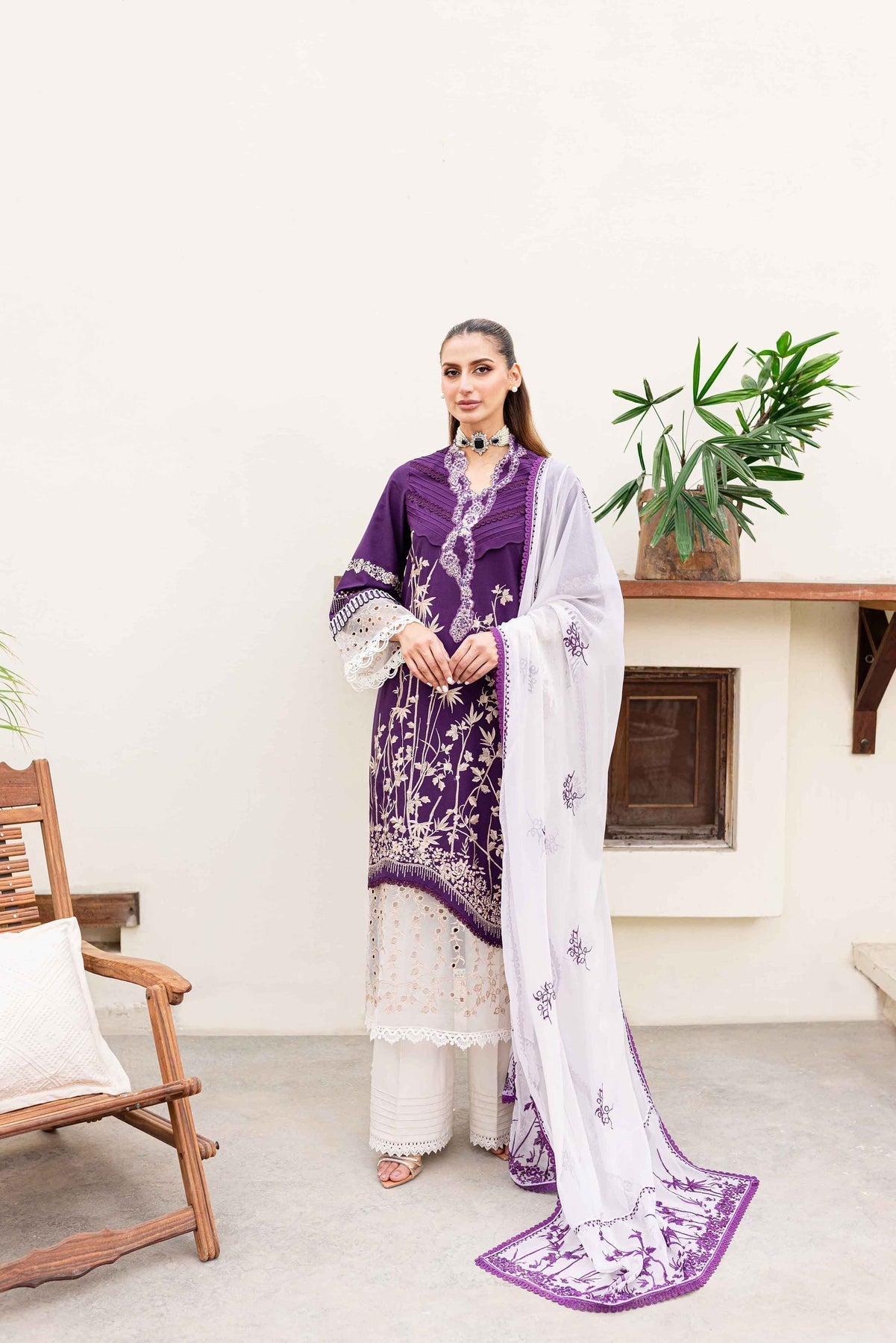 Sable Vogue | Shiree Lawn 24 | Plum Orchid