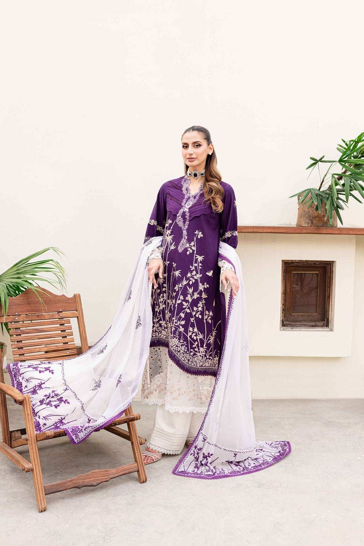 Sable Vogue | Shiree Lawn 24 | Plum Orchid
