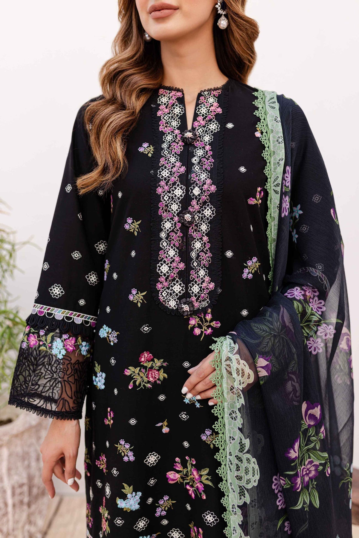 Sable Vogue | Shiree Lawn 24 | Aster