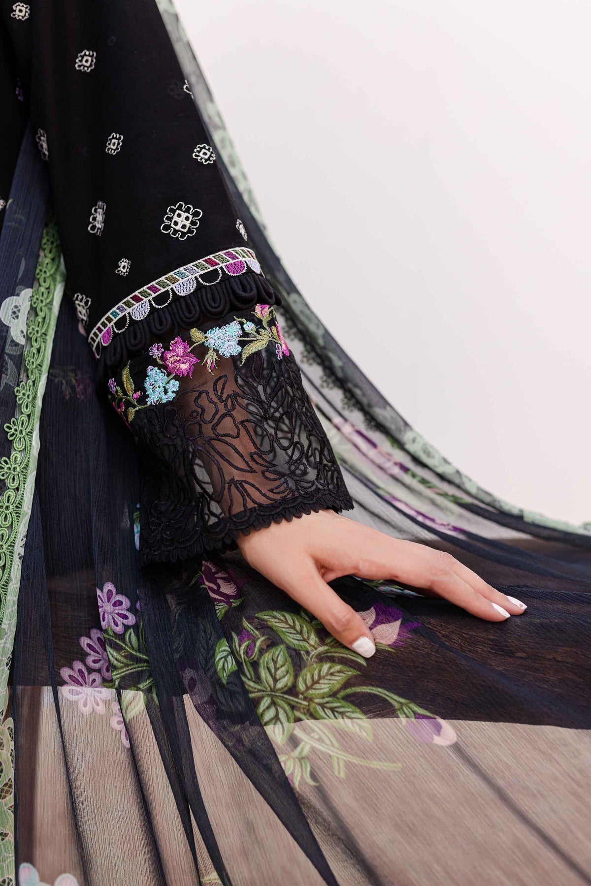 Sable Vogue | Shiree Lawn 24 | Aster