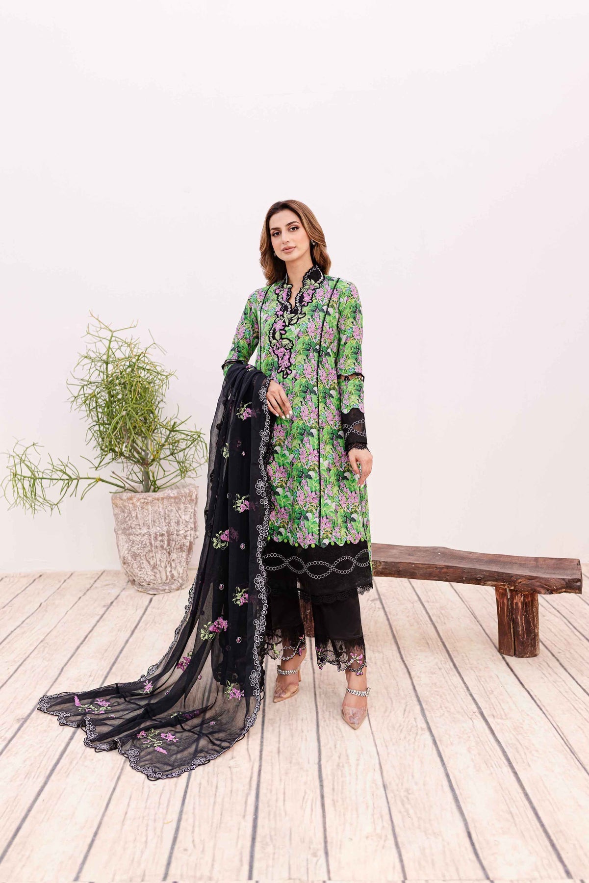 Sable Vogue | Shiree Lawn 24 | Black Iris