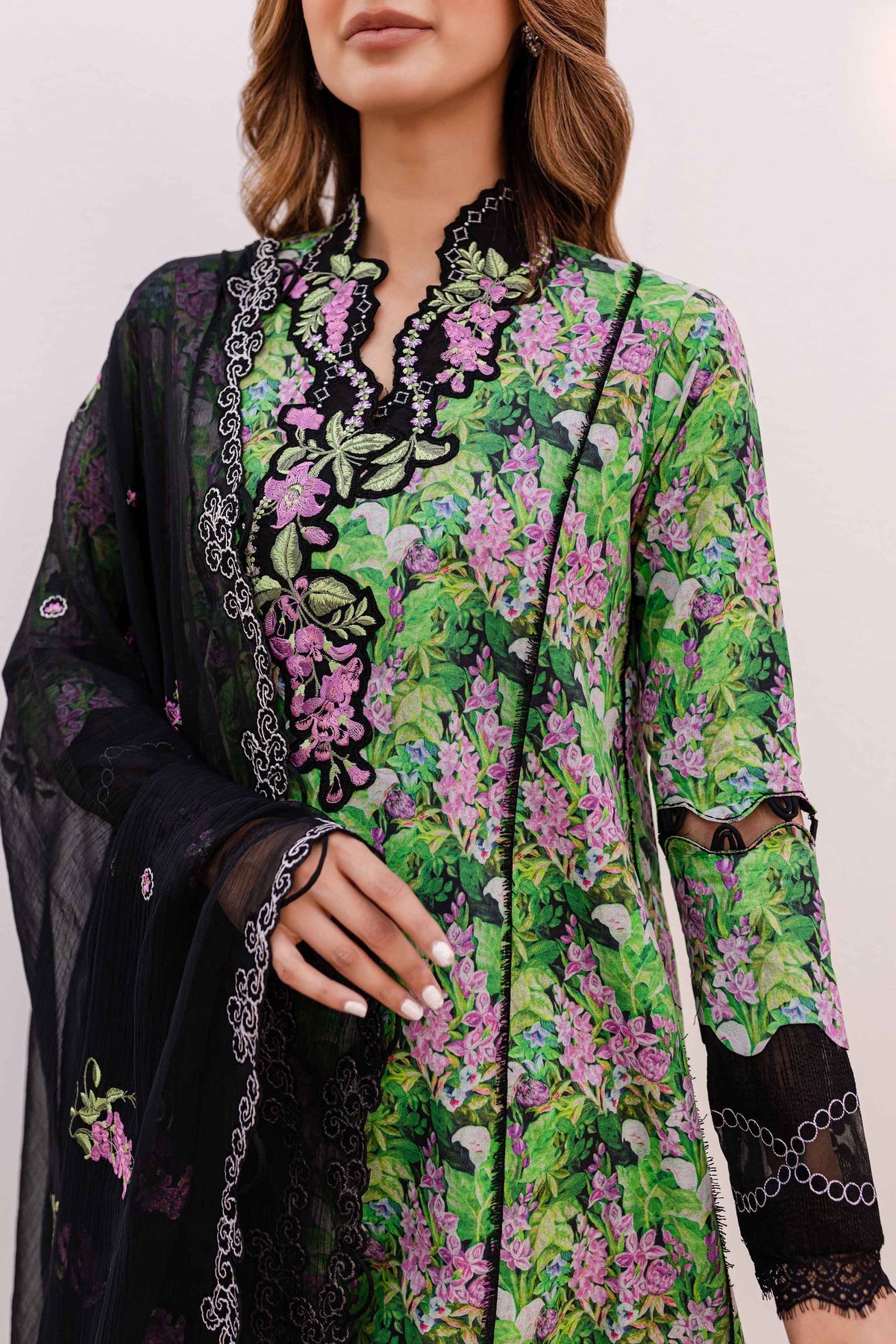 Sable Vogue | Shiree Lawn 24 | Black Iris